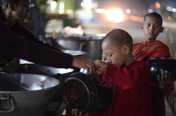 Early Morning Alms, Bagan