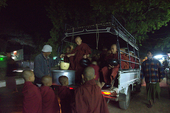 Early Morning Alms, Bagan