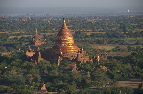 Balloons Over Bagan