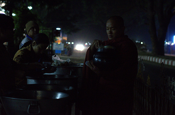 Early Morning Alms, Bagan